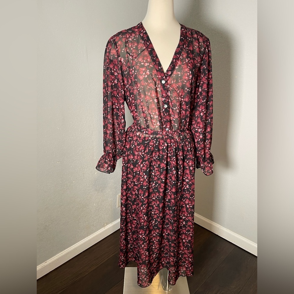 Chic Floral Long Sleeve Dress in Black and Pink